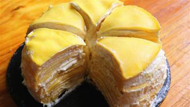 蛋糕店幾百塊錢的榴蓮千層，在家不用烤箱也可以做，外皮柔軟，夾層香甜細膩