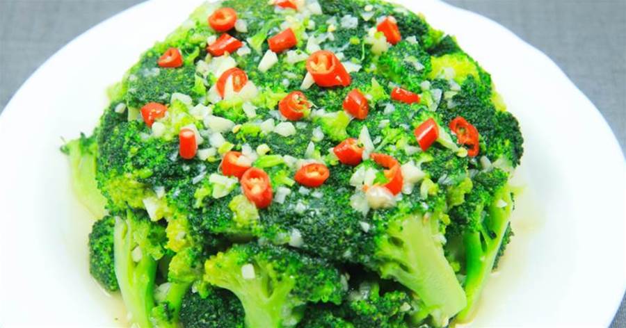 分享西蘭花簡單好吃的做法，顏色翠綠味道鮮，營養不流失