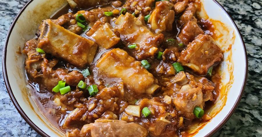廣東人吃排骨就是簡單，上鍋一蒸，又香又美味，吃過還想吃，太香了