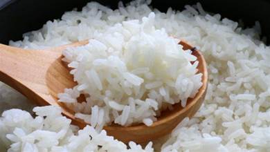 蒸米飯時直接加水是大錯，多做一步，米飯粒粒分明，松軟好吃