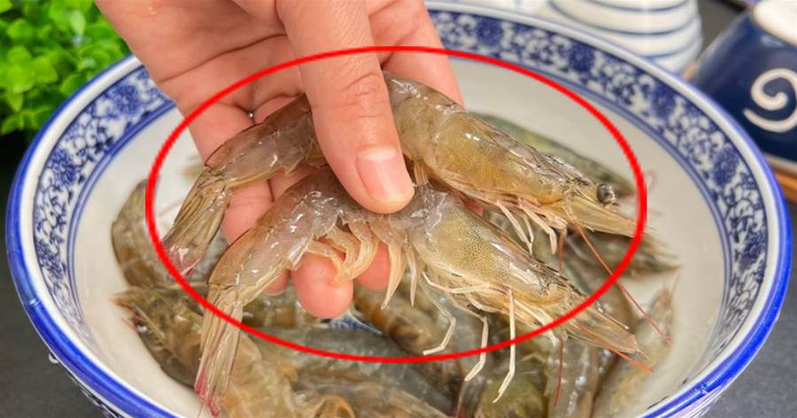 保存大蝦時，很多人都做錯了，教你2個新方法，隨吃隨取超新鮮
